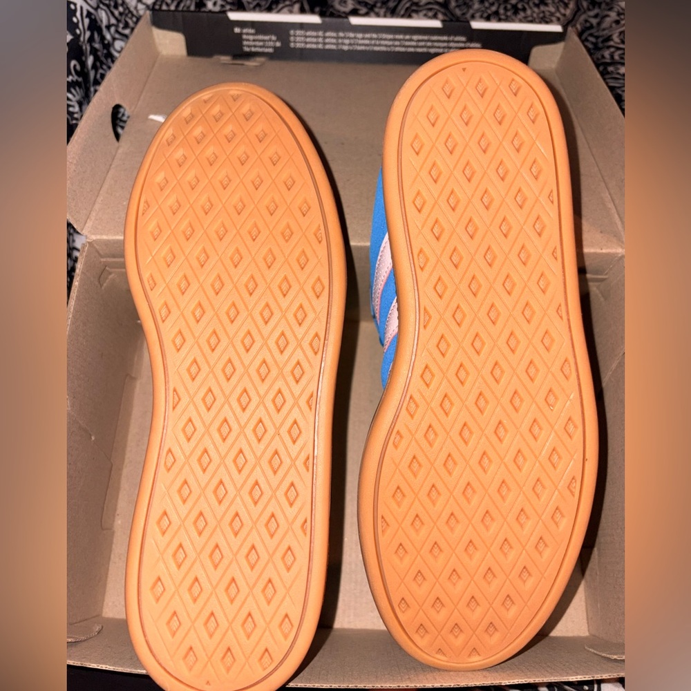 Adidas Breaknet Sleek NIB Blue & Pink Athletic Sneakers with Gum Sole 6.5 Women - Picture 5 of 15